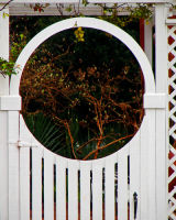 Madison Round Gate